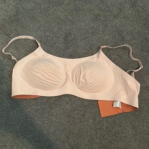 Knix size 4 reversible evolution bra